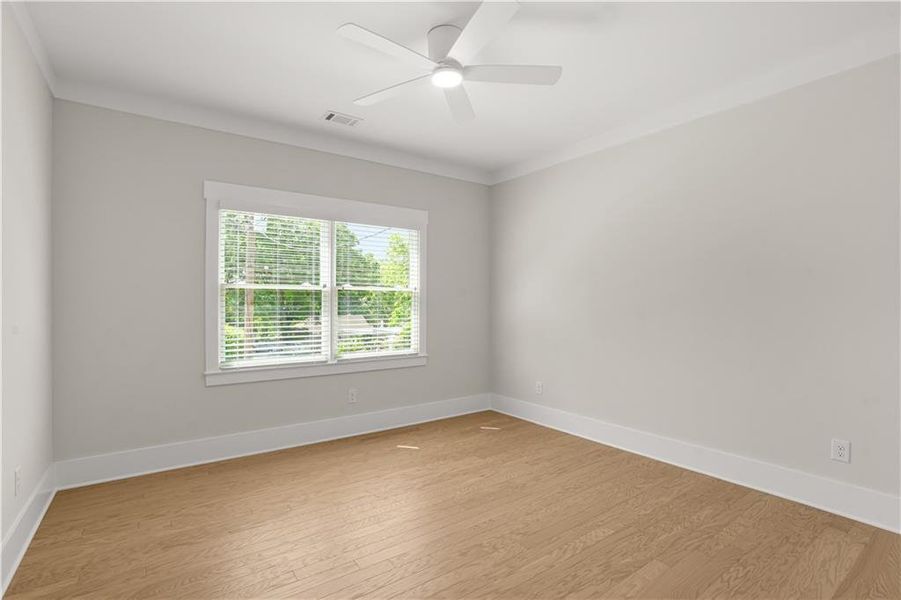 Spacious, unfurnished interior of a new home in , Scottdale (Image 24).