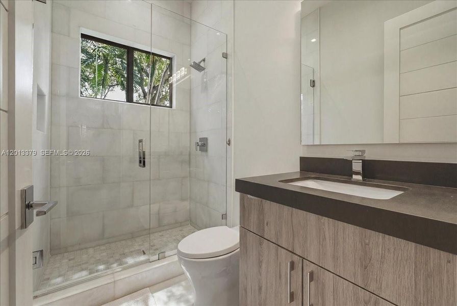 Furnished interior view inside a new home in , Pinecrest (Image 46).