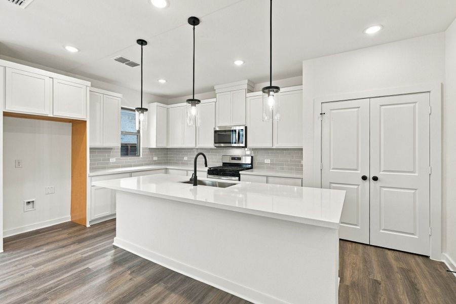 2,257sf New Home in Mesquite, TX.  - Slide 13