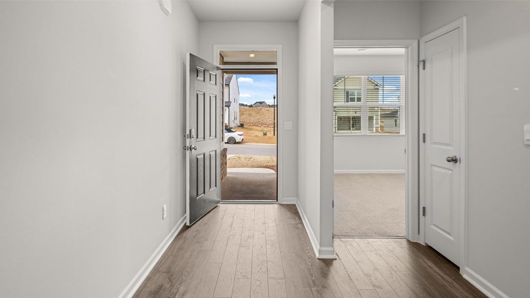 Spacious, unfurnished interior of a new home in The Abbey at Trolley Run Station, Aiken (Image 22).