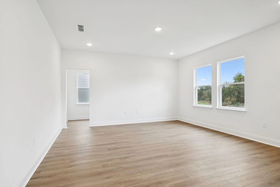 Spacious, unfurnished interior of a new home in Ascent at Arbor Ridge, La Vergne (Image 25).