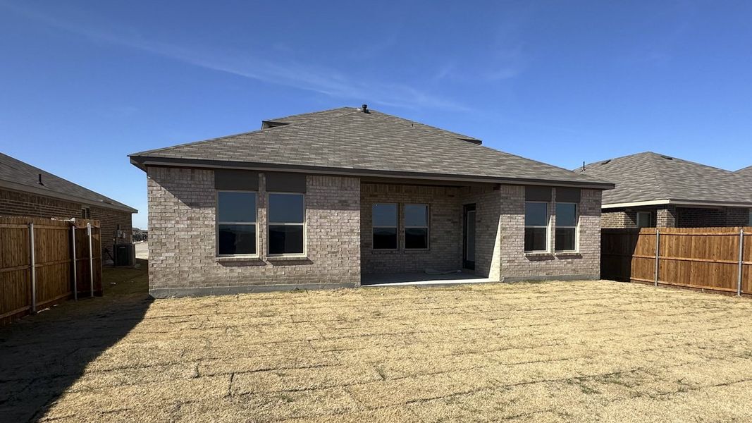Representative exterior details of a home built from the NAPLES by D.R. Horton in Northspur, Forney (Image 24). Representative exterior details of a home built from the NAPLES by D.R. Horton in Northspur, Forney (Image 24).