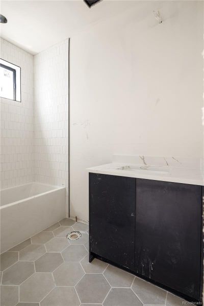 Image 13 of a home in .