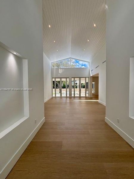 Spacious, unfurnished interior of a new home in , Pinecrest (Image 15). Spacious, unfurnished interior of a new home in , Pinecrest (Image 15).