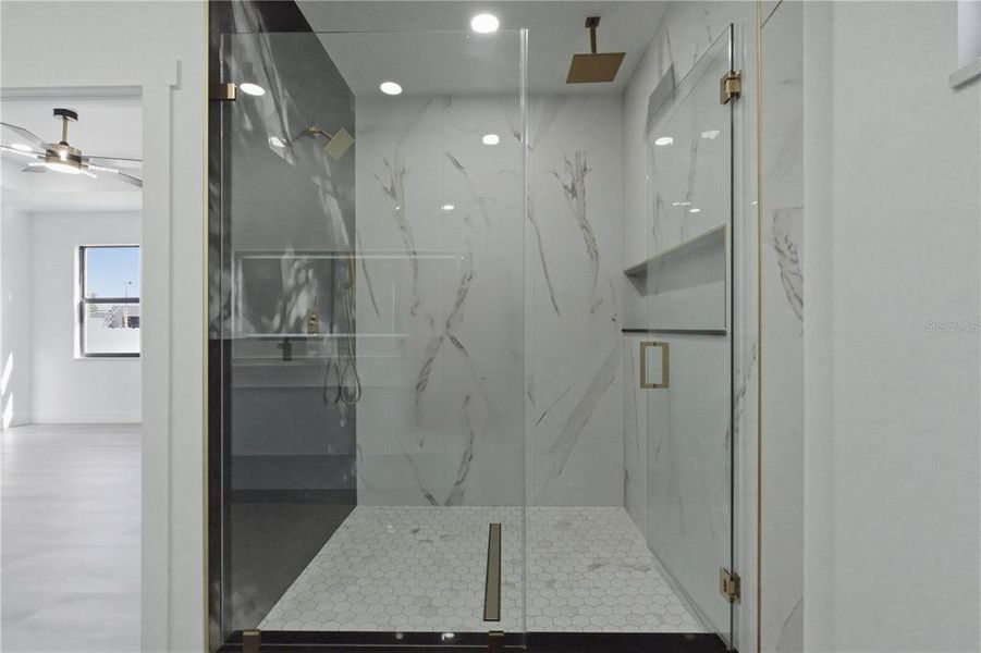 Image 38 of a home in .