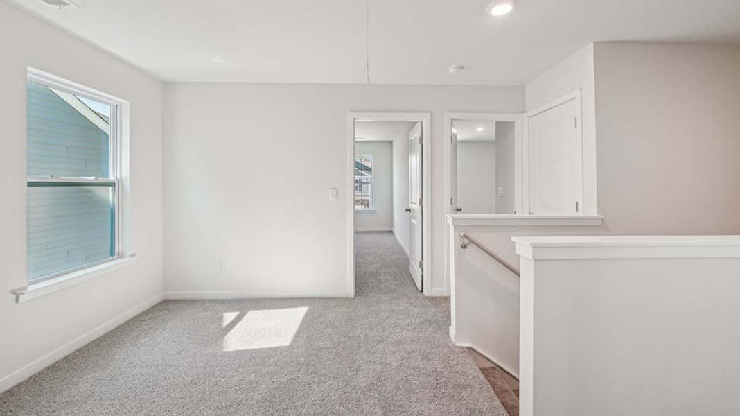 Spacious, unfurnished interior of a new home in Huffman Ridge, Hickory (Image 16).