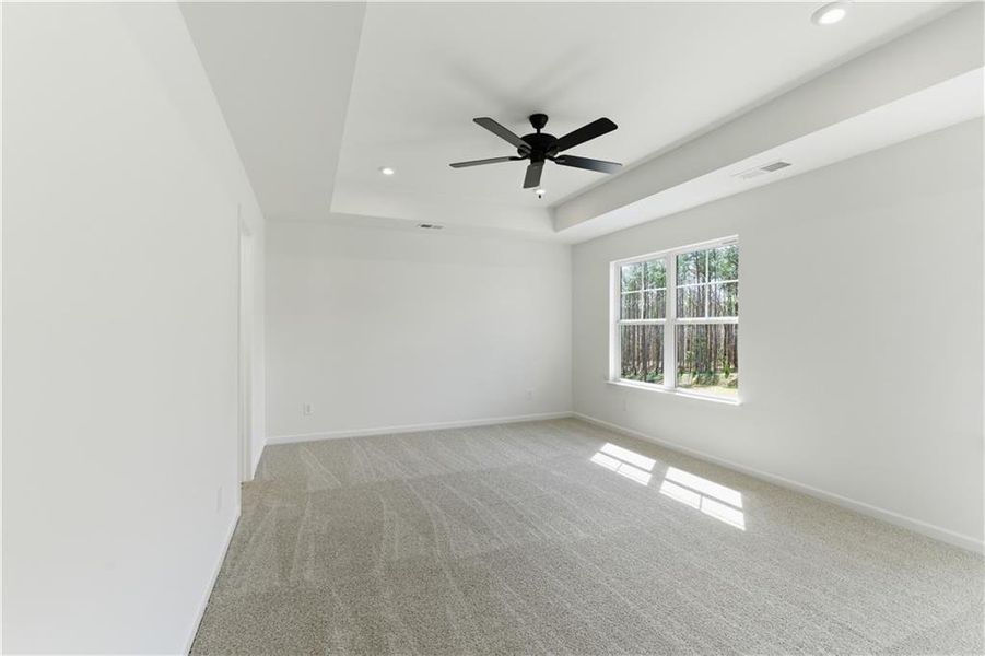 Spacious, unfurnished interior of a new home in The Overlook at Factory Shoals, Mableton (Image 19).