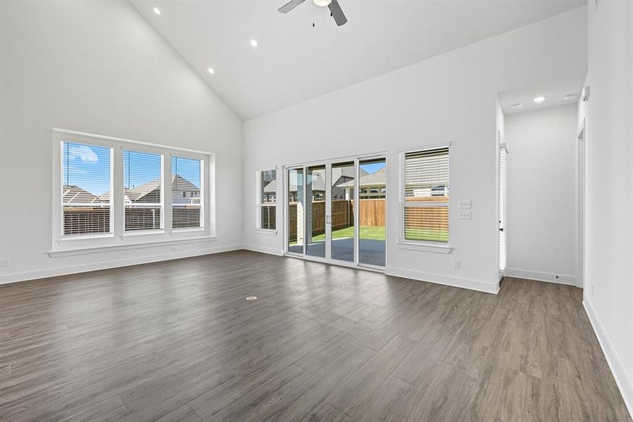 Spacious, unfurnished interior of a new home in Sandbrock Ranch: 50ft. lots, Aubrey (Image 14). Spacious, unfurnished interior of a new home in Sandbrock Ranch: 50ft. lots, Aubrey (Image 14).