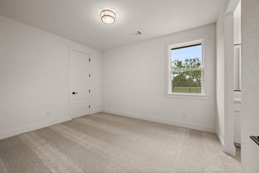 Spacious, unfurnished interior of a new home in Rolling Creek Ranch, Aledo (Image 26). Spacious, unfurnished interior of a new home in Rolling Creek Ranch, Aledo (Image 26).