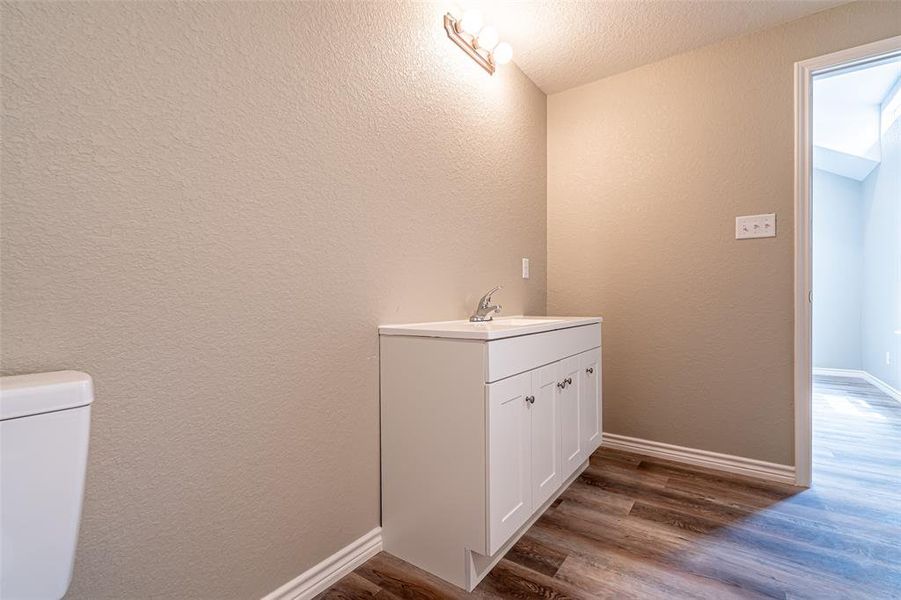 Image 33 of a home in .