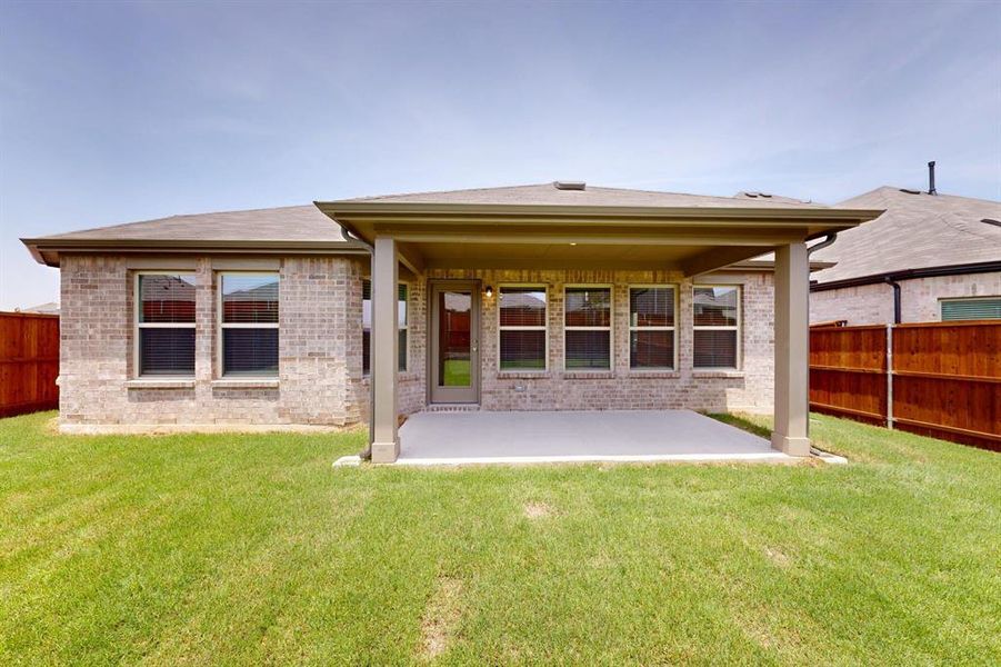 Front exterior of a new home in Sanderos, Fort Worth, TX, highlighting curb appeal (Image 2). Front exterior of a new home in Sanderos, Fort Worth, TX, highlighting curb appeal (Image 2).