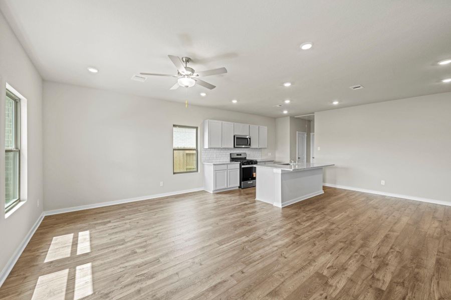 Spacious, unfurnished interior of a new home in Windrose Green, Angleton (Image 18). Spacious, unfurnished interior of a new home in Windrose Green, Angleton (Image 18).
