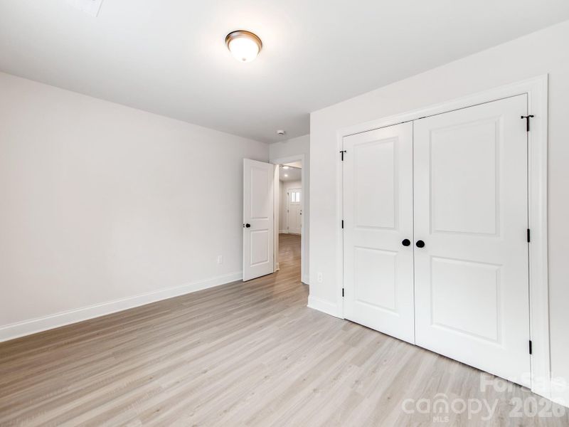 Spacious, unfurnished interior of a new home in , Monroe (Image 26).