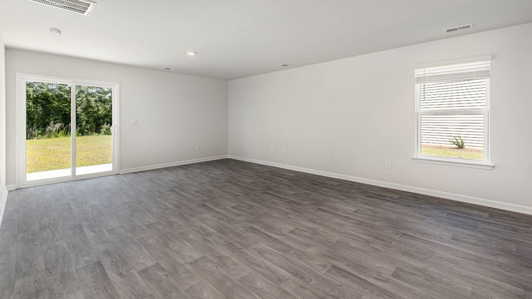 Representative unfurnished interior of a home built from the Wren by D.R. Horton in Cedar Hill Landing, Navassa (Image 16).