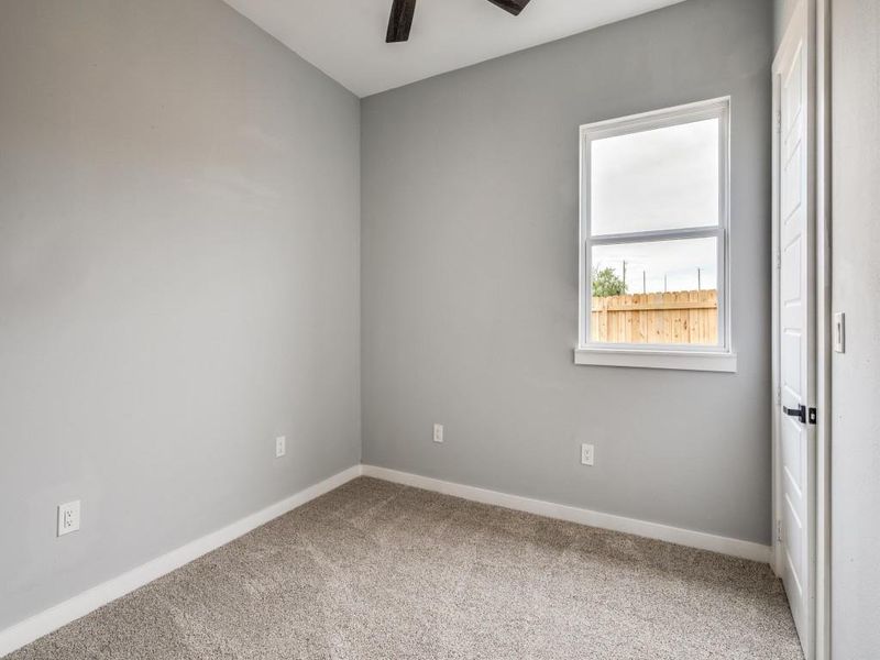 Spacious, unfurnished interior of a new home in , De Leon (Image 19).