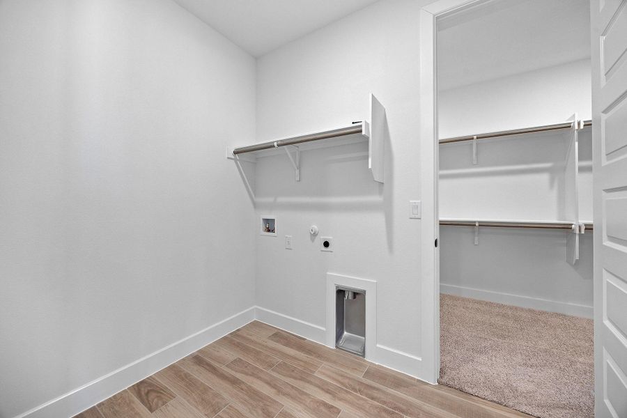 Spacious, unfurnished interior of a new home in Nolina, Georgetown (Image 28).
