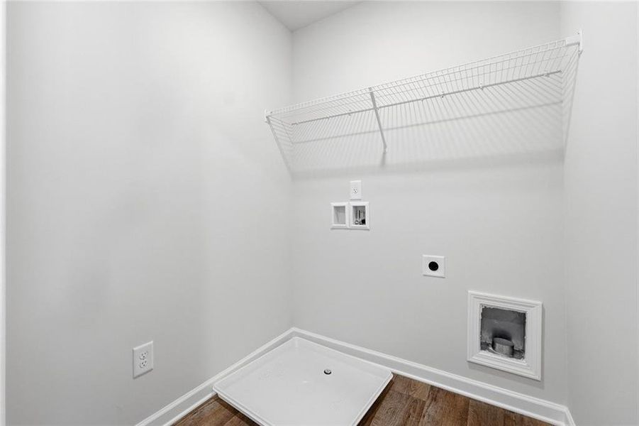 Spacious, unfurnished interior of a new home in River Walk Farm, Covington (Image 14).