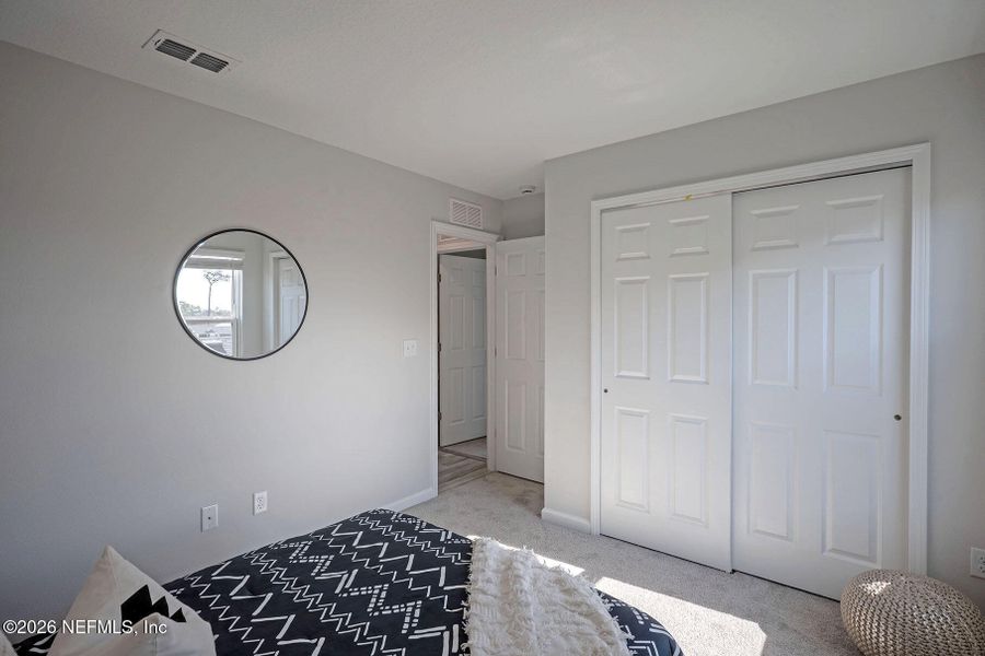 Spacious, unfurnished interior of a new home in , Jacksonville (Image 23).