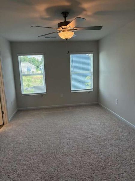 Spacious, unfurnished interior of a new home in , Jonesboro (Image 7).