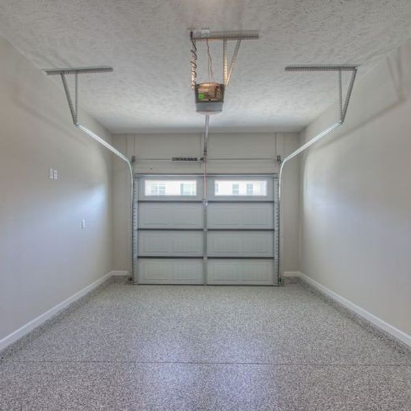 Spacious, unfurnished interior of a new home in Jackson Towne, Murfreesboro (Image 27).