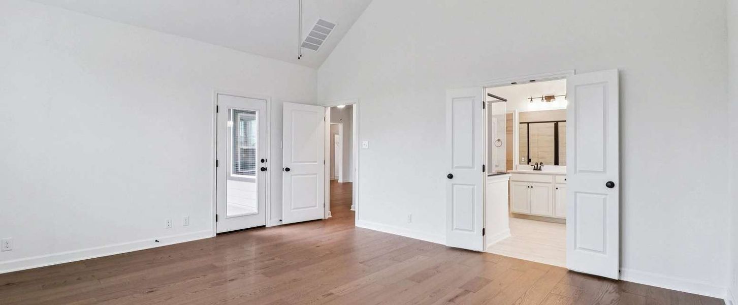 Representative unfurnished interior of a home built from the San Saba by Ashton Woods in The Heritage at Saddlebrook Ranch 70's, Schertz (Image 26). Representative unfurnished interior of a home built from the San Saba by Ashton Woods in The Heritage at Saddlebrook Ranch 70's, Schertz (Image 26).