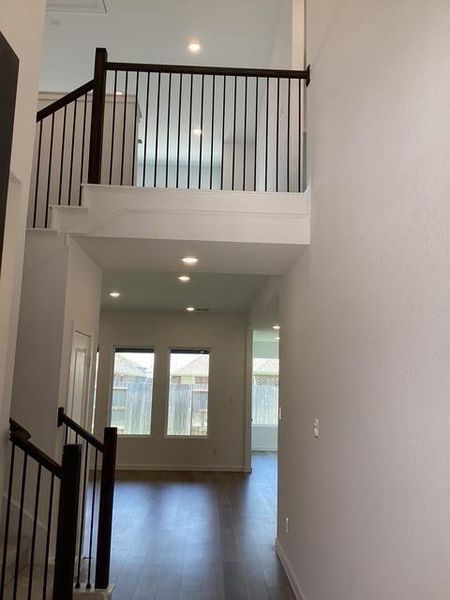 Spacious, unfurnished interior of a new home in The Preserve at Rosenberg: Fairway Collection, Rosenberg (Image 7). Spacious, unfurnished interior of a new home in The Preserve at Rosenberg: Fairway Collection, Rosenberg (Image 7).