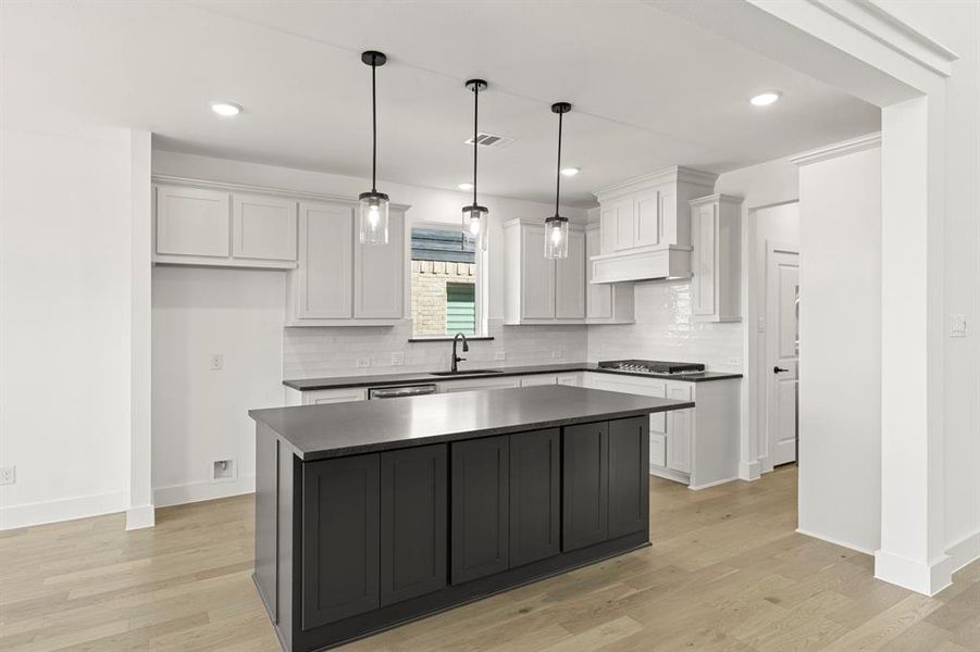 10. 5609 Aiken - Kitchen (2) 10. 5609 Aiken - Kitchen (2)