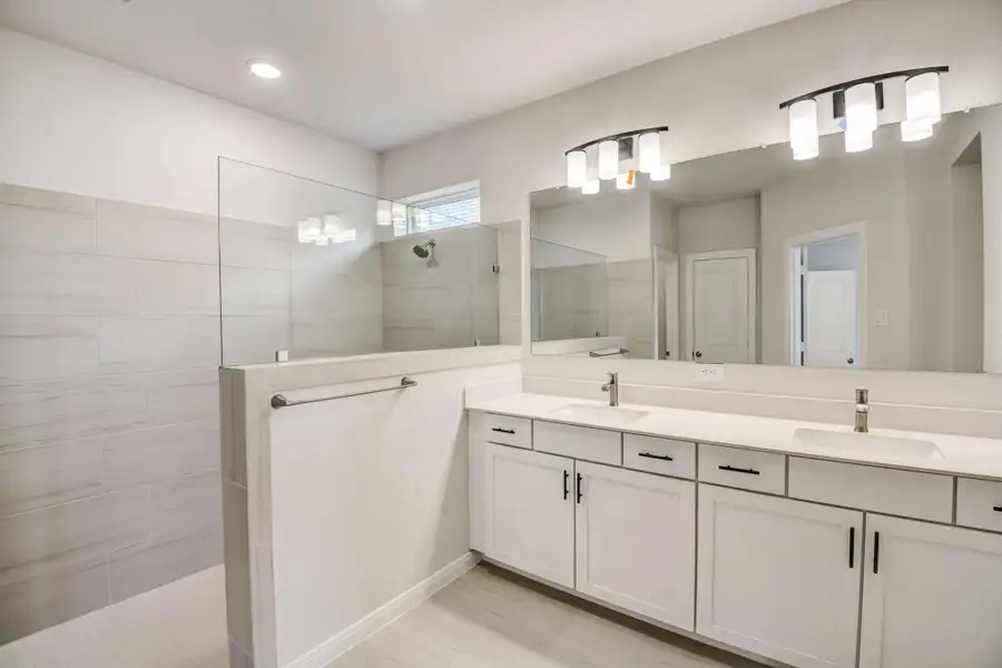Representative furnished interior of a home built from the The Beckton by David Weekley Homes in Sundance Cove Lakeside, Crosby (Image 4).