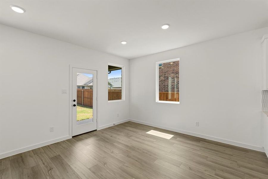 11. 1328 Parkdale - Dining