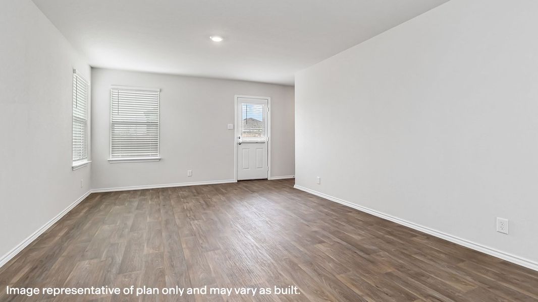 Representative unfurnished interior of a home built from the The Commerce by D.R. Horton in Riverstone at Westpointe, San Antonio (Image 18).