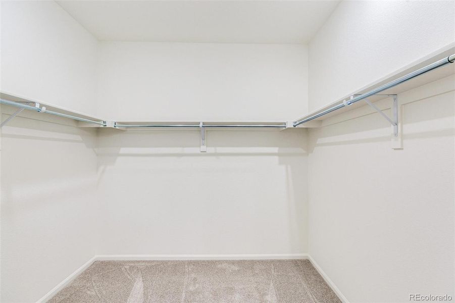 Spacious, unfurnished interior of a new home in Terrain Oak Valley, Castle Rock (Image 33).