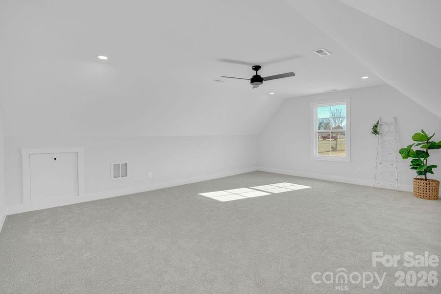 Spacious, unfurnished interior of a new home in , Lincolnton (Image 32).