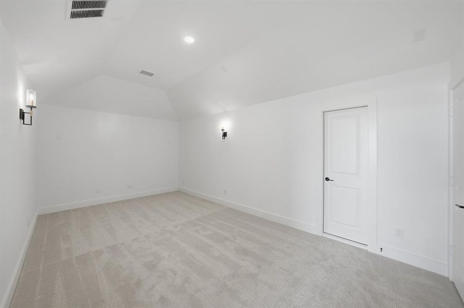 Spacious, unfurnished interior of a new home in Estates at Rockhill, Frisco (Image 35).