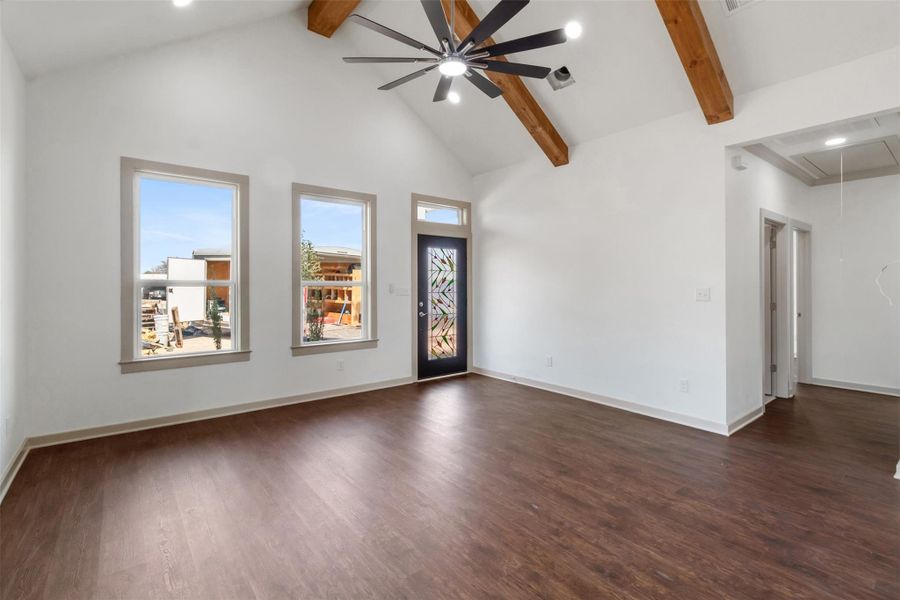 Spacious, unfurnished interior of a new home in , Bryan (Image 28).