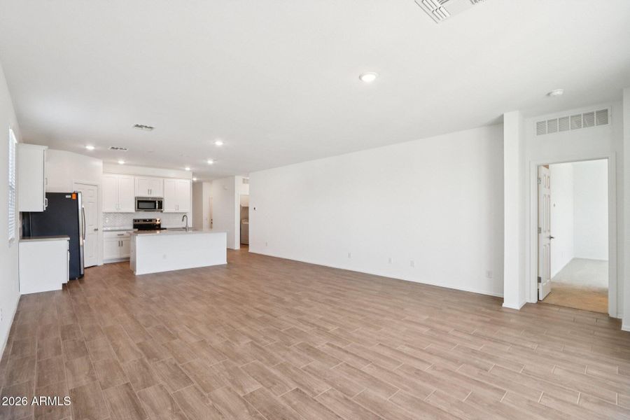 8-web-or-mls-W Bowker St-S2803-008 8-web-or-mls-W Bowker St-S2803-008