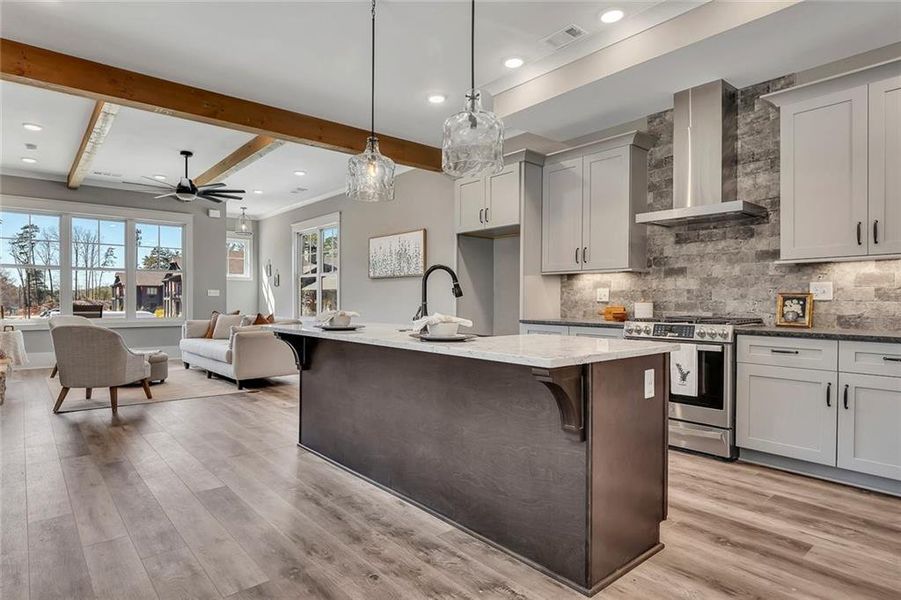 Furnished interior view inside a new home in , Jasper (Image 13).