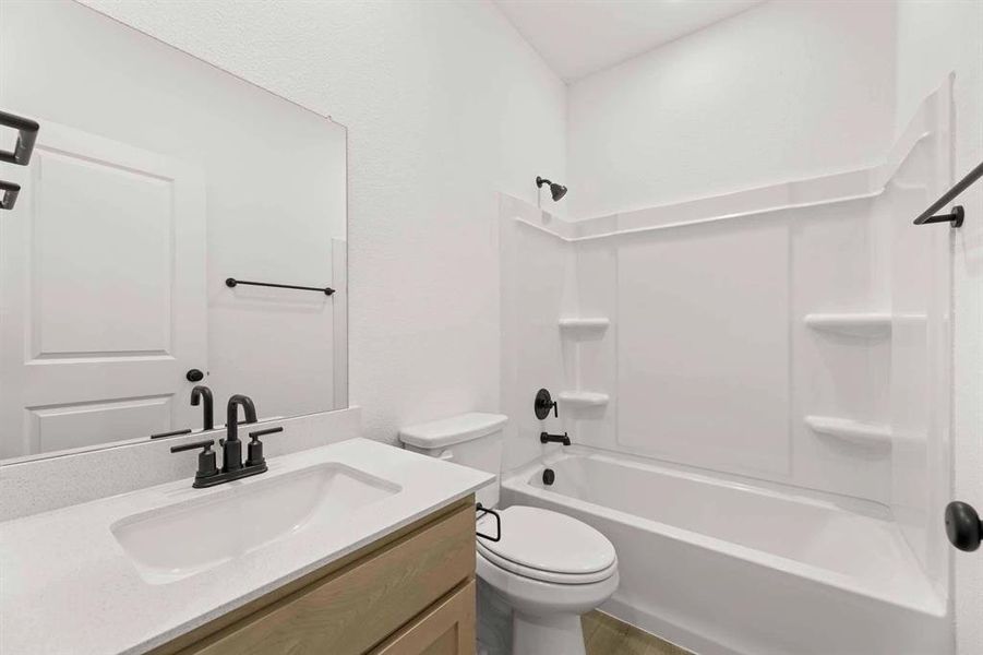 Furnished interior view inside a new home in Creekview Fossil Ridge, Pilot Point (Image 10). Furnished interior view inside a new home in Creekview Fossil Ridge, Pilot Point (Image 10).