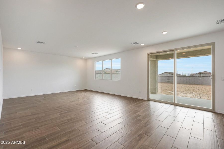 PHX_Tyler Ranch_Lot 2055_Pacific_24191_G