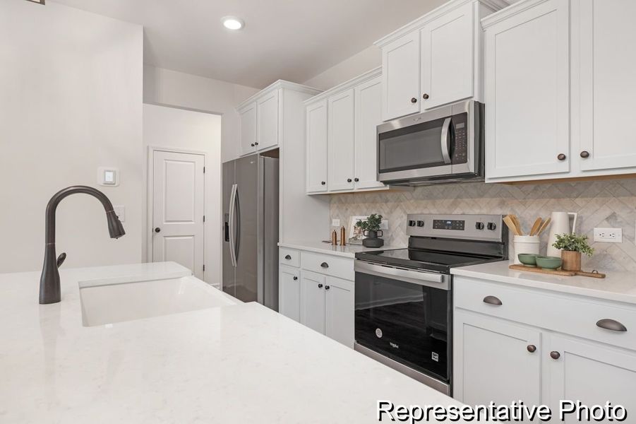 Furnished interior view inside a new home in Autumn Ridge, High Shoals (Image 5).