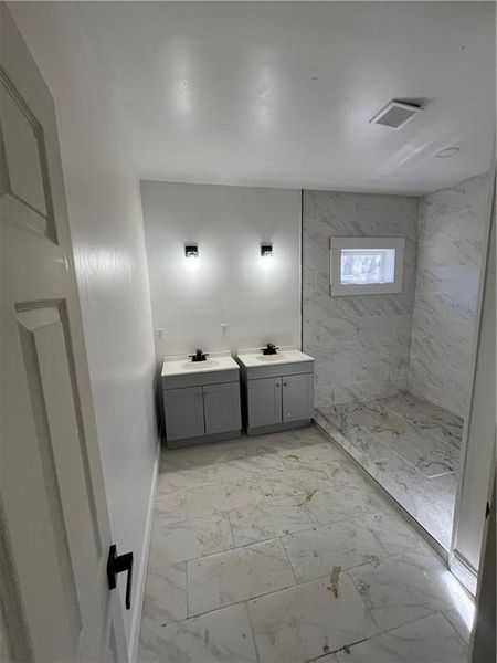 Image 21 of a home in .