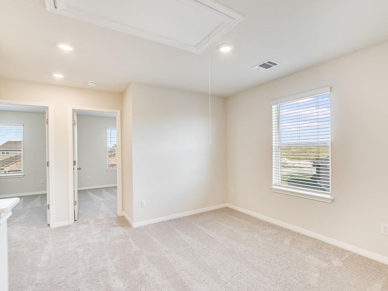 Photo is not of the actual home, but is an inspirational photo of builder’s model home and may depict options, furnishings, and/or decorator features that are not included Photo is not of the actual home, but is an inspirational photo of builder’s model home and may depict options, furnishings, and/or decorator features that are not included