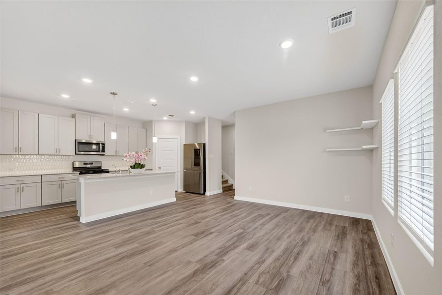 Image 47 of a home in Heights of Barbers Hill.