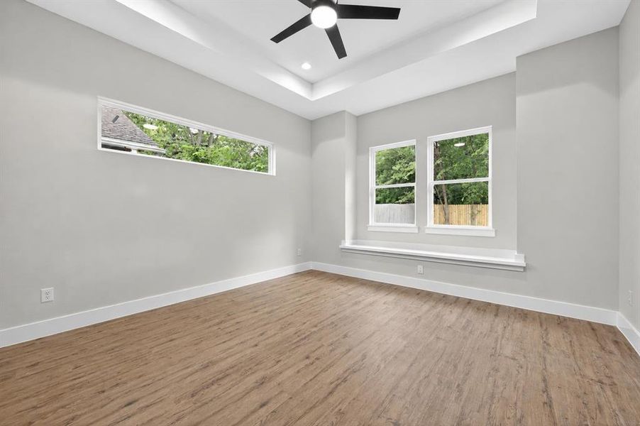 Spacious, unfurnished interior of a new home in , Dallas (Image 9).
