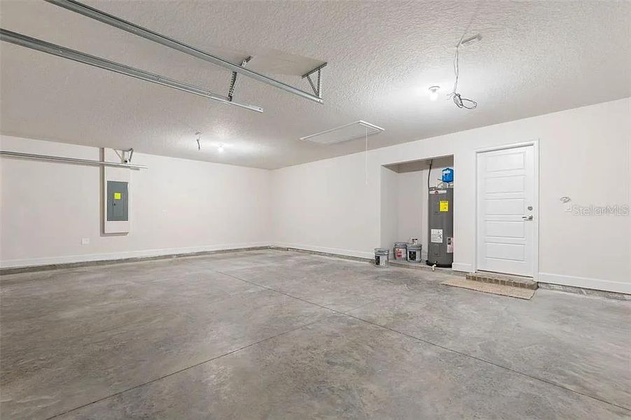 Spacious, unfurnished interior of a new home in Palm Coast, Palm Coast (Image 21). Spacious, unfurnished interior of a new home in Palm Coast, Palm Coast (Image 21).