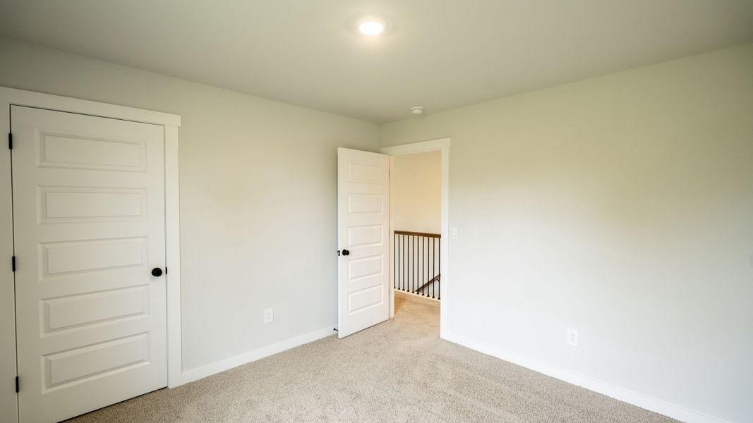 Spacious, unfurnished interior of a new home in Pottsview, Smyrna (Image 30).