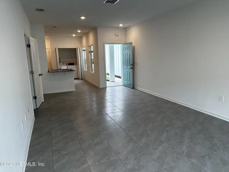 Spacious, unfurnished interior of a new home in , St. Augustine (Image 29).