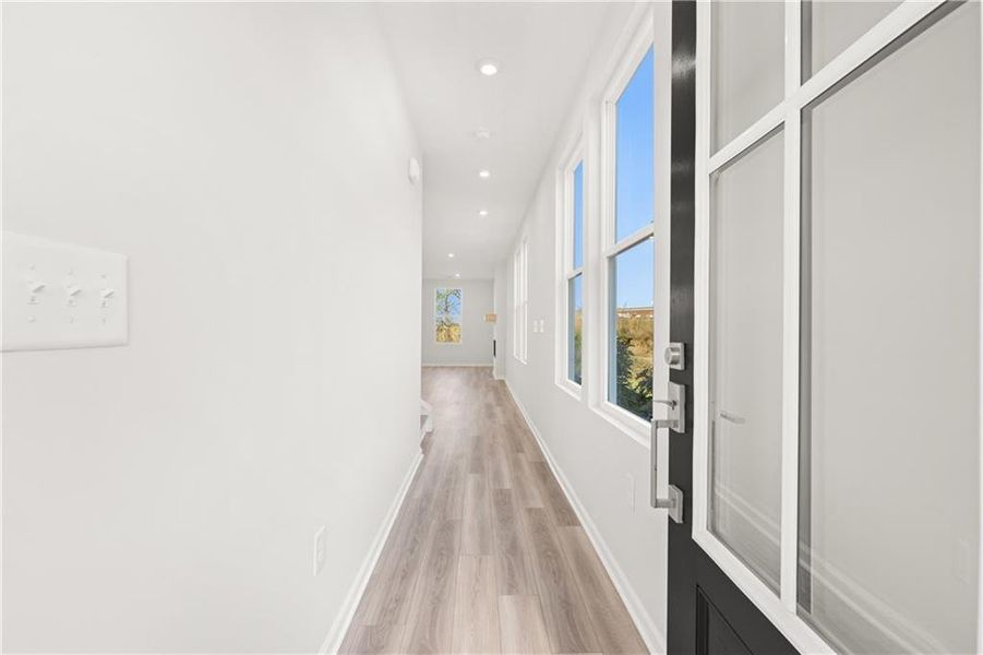 Spacious, unfurnished interior of a new home in Lake Shore, Winder (Image 11).