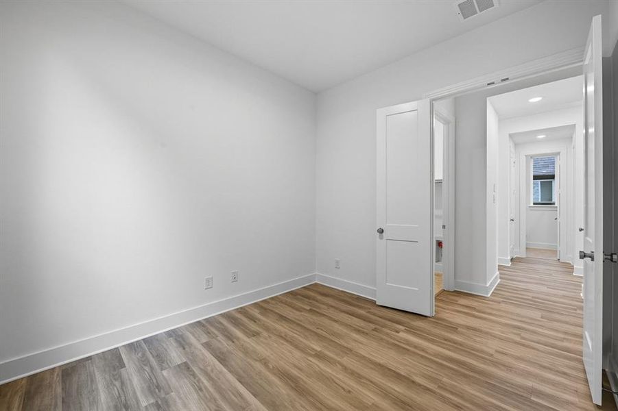 Spacious, unfurnished interior of a new home in Treeline, Justin (Image 23). Spacious, unfurnished interior of a new home in Treeline, Justin (Image 23).