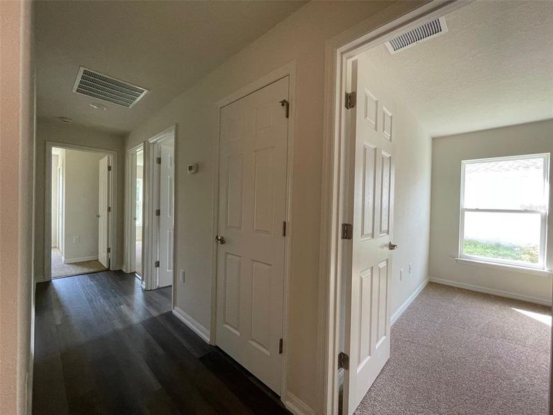 Spacious, unfurnished interior of a new home in , Ocala (Image 17).