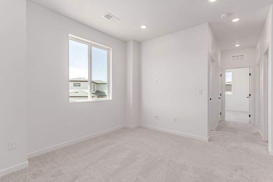 Spacious, unfurnished interior of a new home in Painted Prairie, Aurora (Image 22). Spacious, unfurnished interior of a new home in Painted Prairie, Aurora (Image 22).